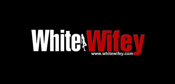  White Wifey Understands BBC Anal Sex Session Experience